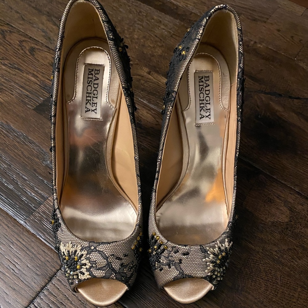 Lace Pumps